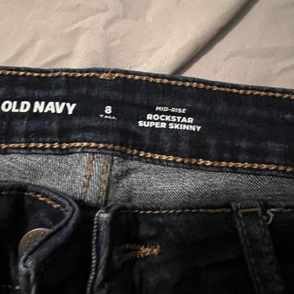 Old Navy skinny jeans - Picture 2 of 3